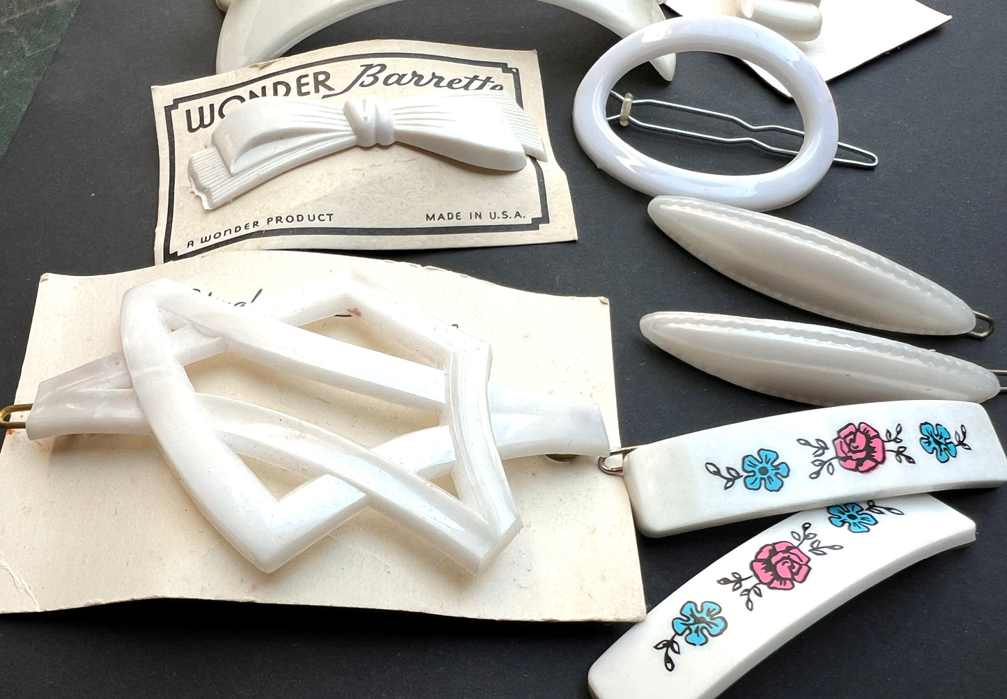 10 Vintage White Hair Accessories