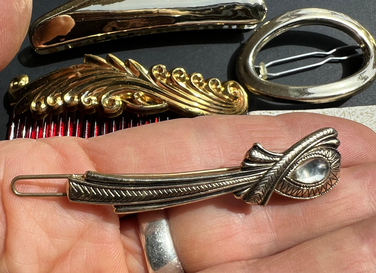 9 Golden Vintage Hair Accessories