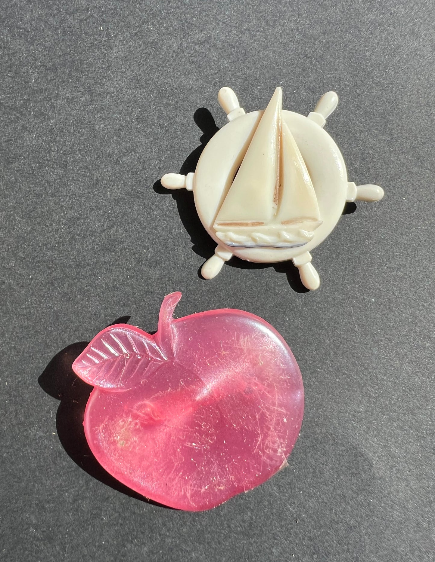 4 Vintage 1950s - 70s Brooches with some wear