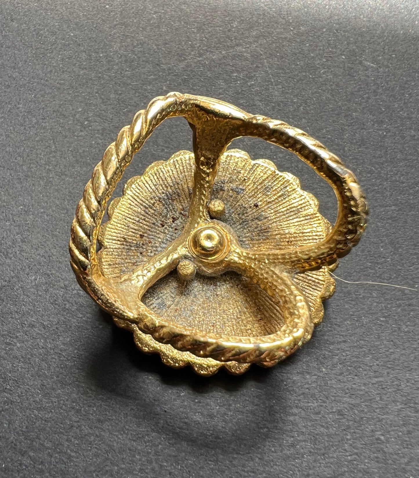 1950s Jiving Dancers Scarf Clip