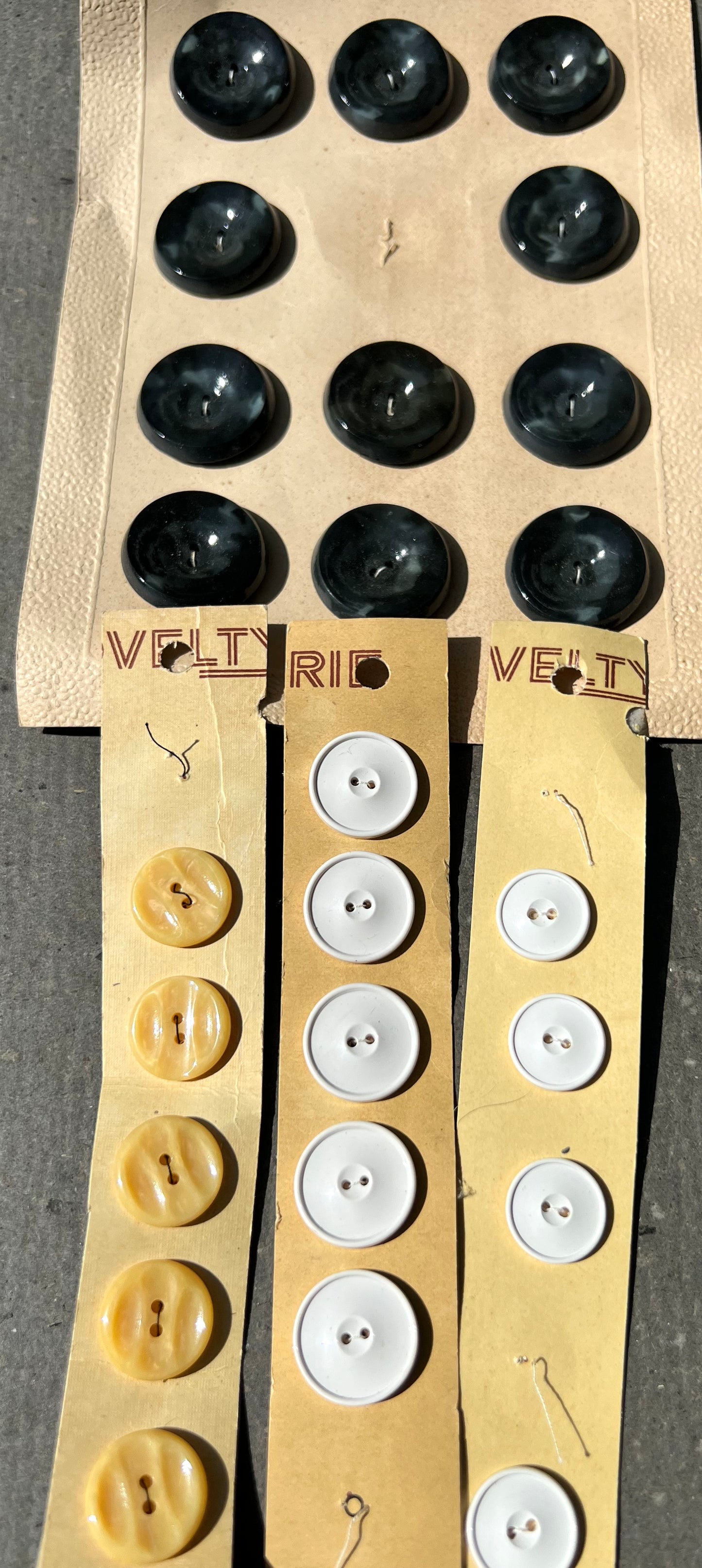 10 Part Sheets of Vintage Glass and Plastic Buttons (R)