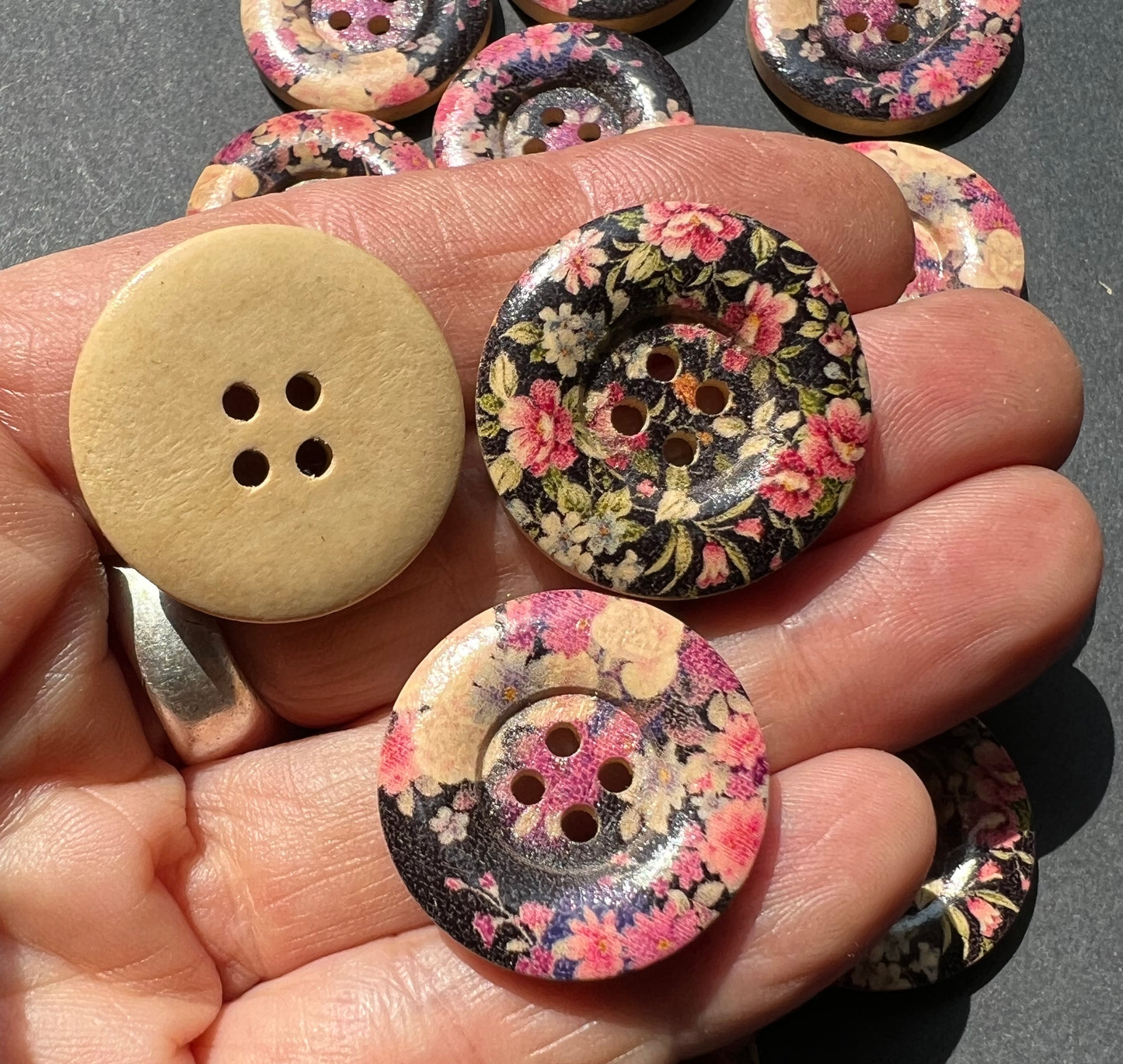 Job Lot of 15 Wooden Floral 2.5cm Buttons - 2 designs
