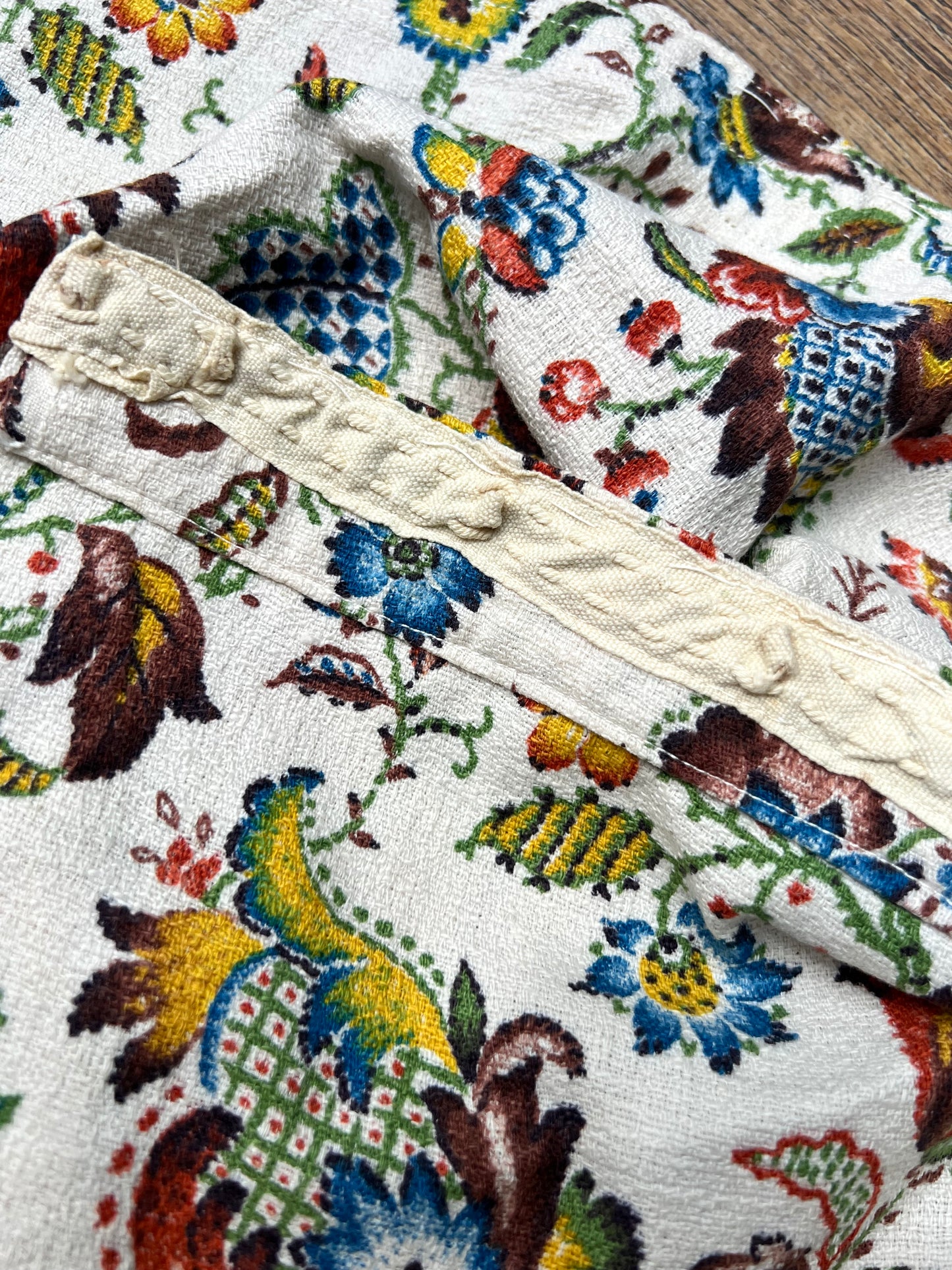Mid Century European Crewel Style Print Slub Linen 34" x 57"