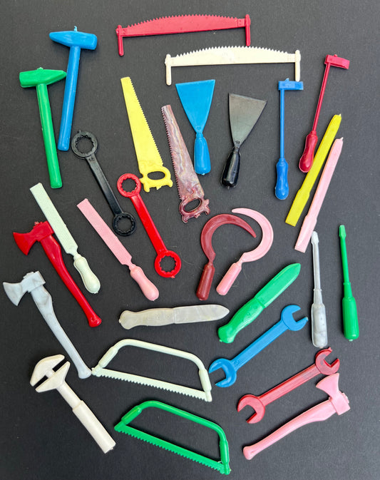 30 Vintage plastic Tools 5.5cm- Ideal for Jobs around the Dolls House..