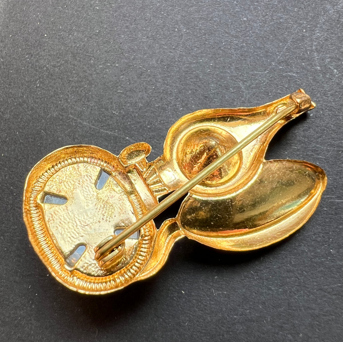 1940s Old Fashioned Glass + Metal Brooch