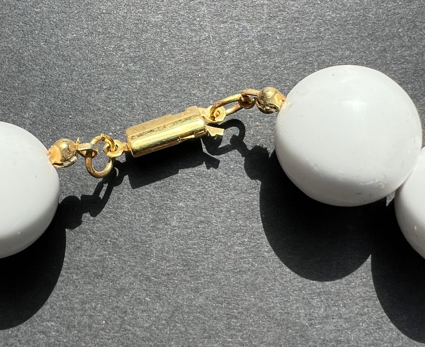 Striking 1970s Turquoise and White Bead Necklace