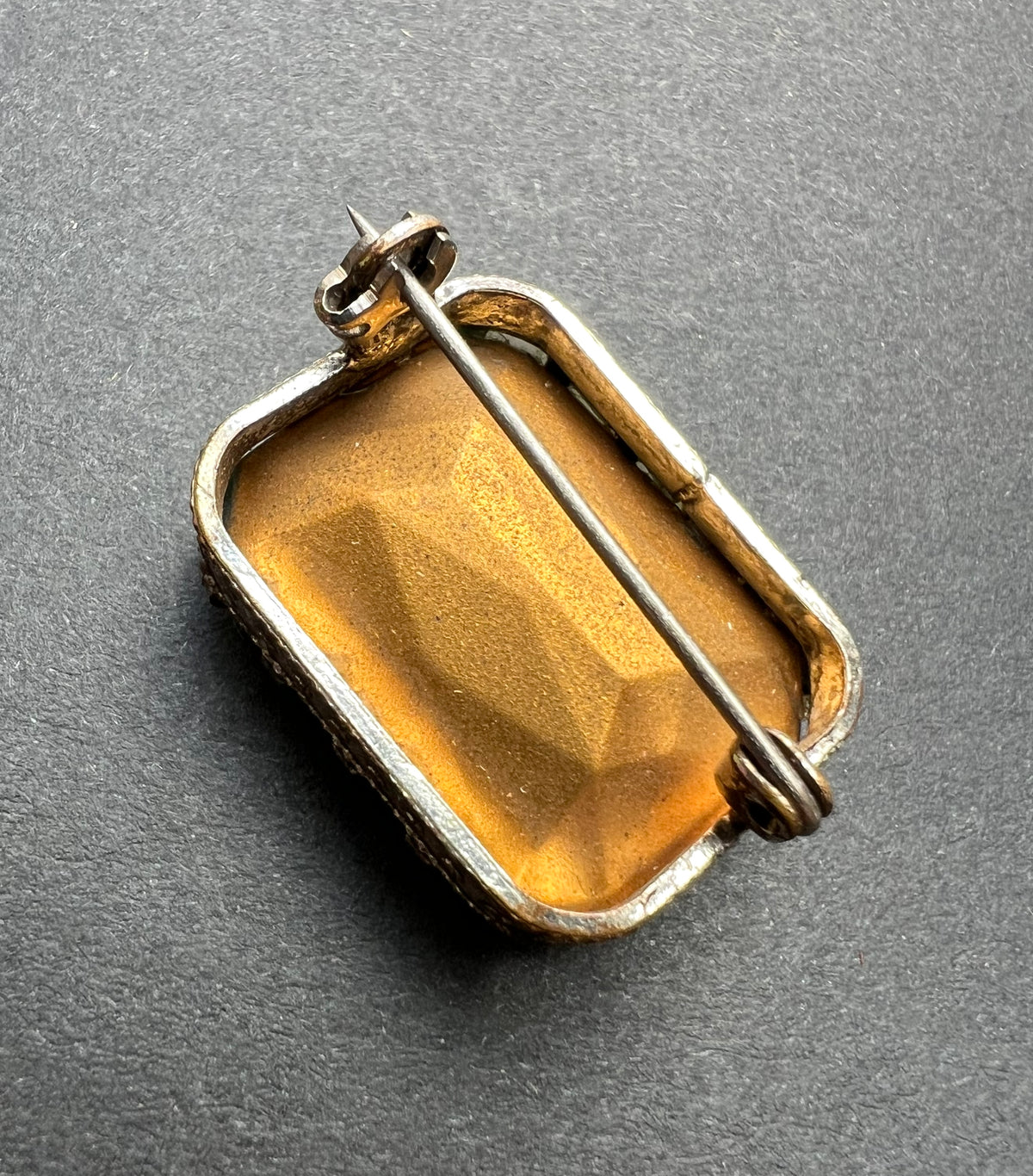 Mid Century Faceted Turquoise Glass Brooch Slightly Tarnished