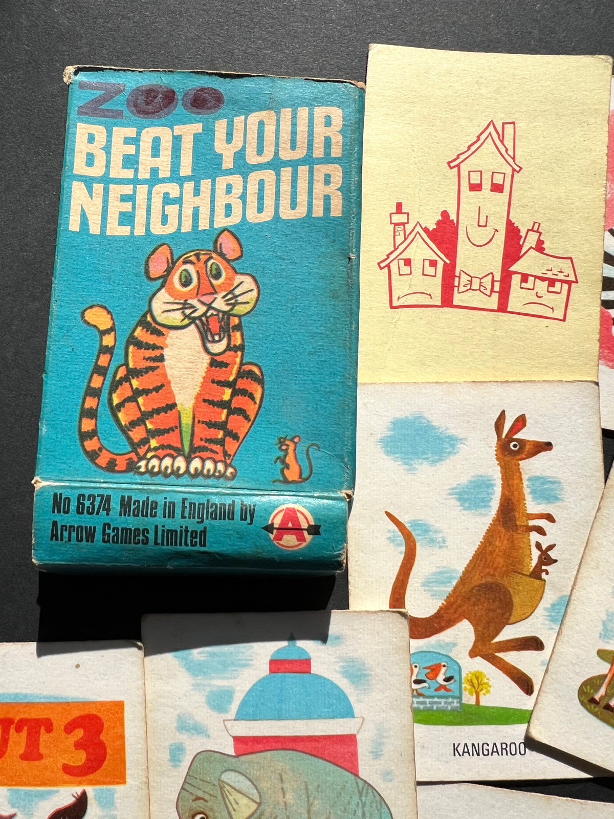 Vintage ARROW Games Zoo Beat Your Neighbour Card Game - 29 Cards - For Creating