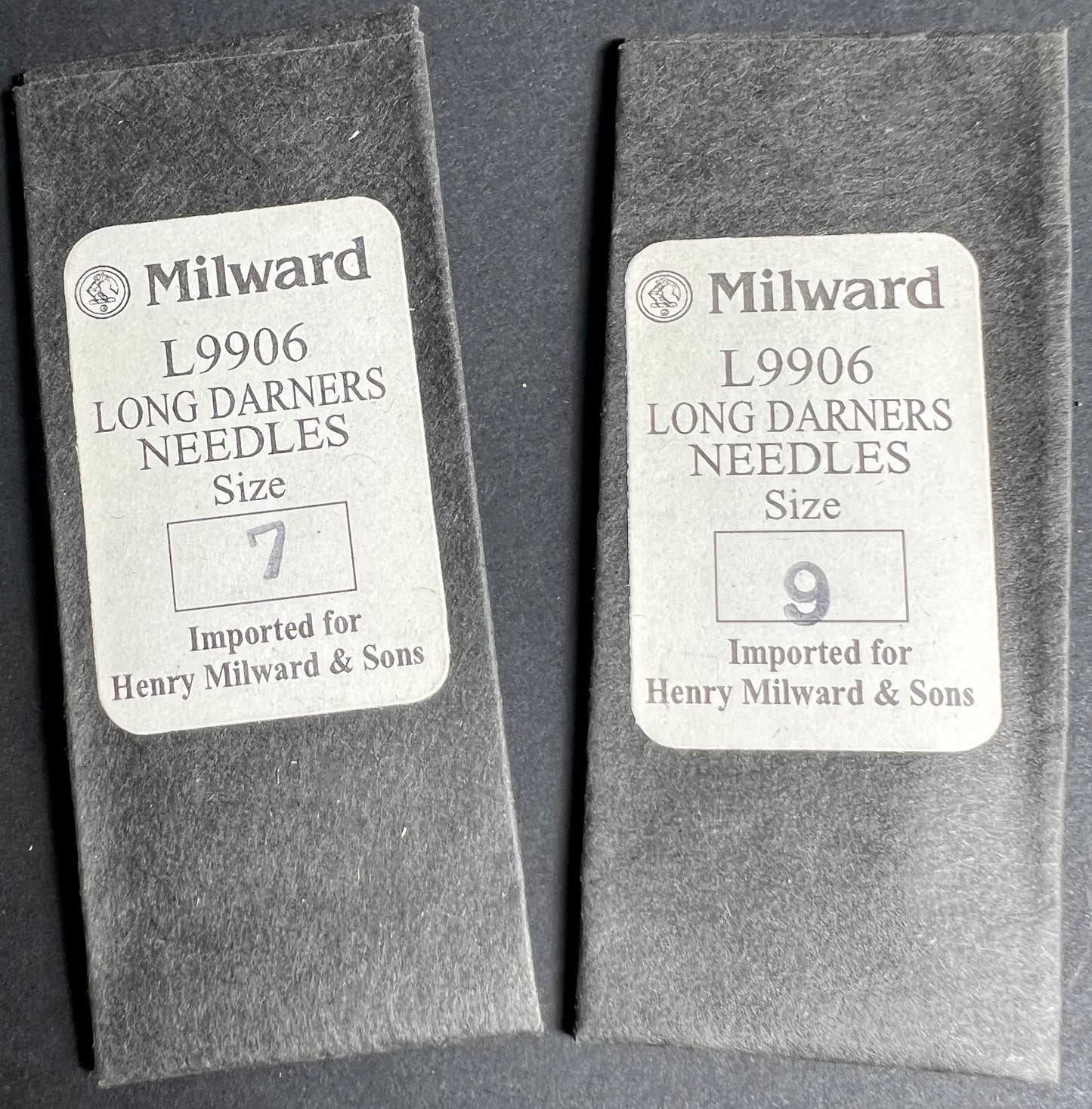 Vintage packet of 24 Unused 5.7cm (7) or 5.3cm (9) Long Darners