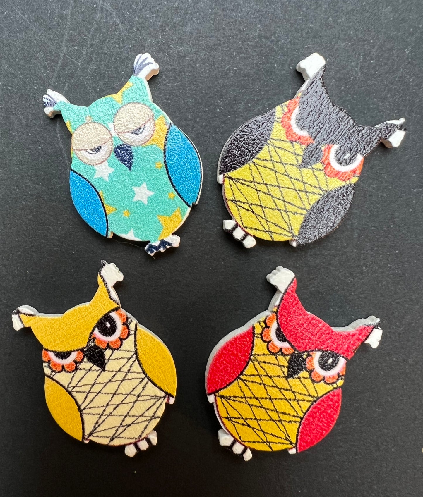 4, 5 or 6 Wooden Flat Back 3cm Patterned Owls