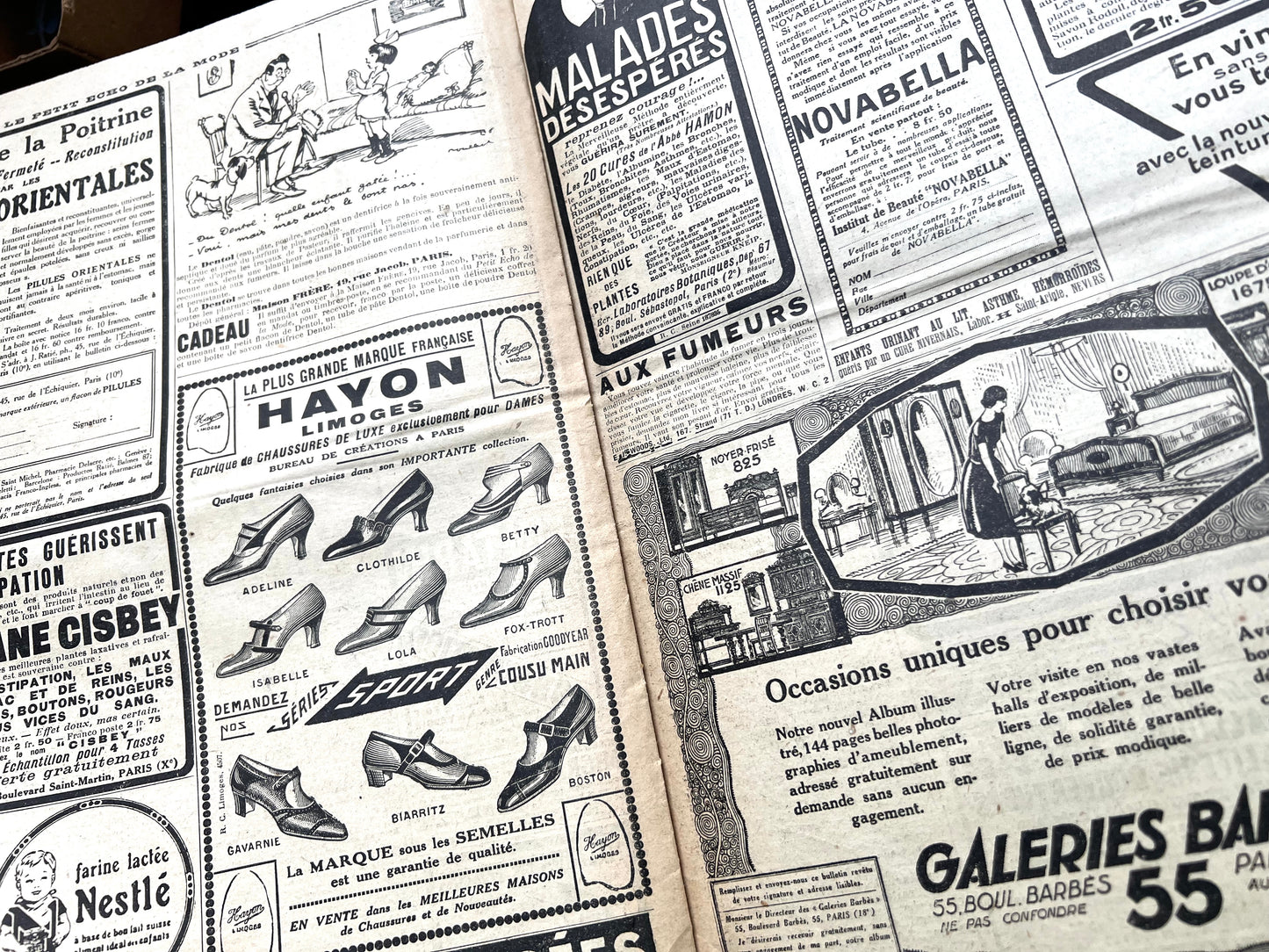 1926 NICE CARNIVAL on Front Cover of 14th February 1926 French Paper Le Petit Echo de la Mode