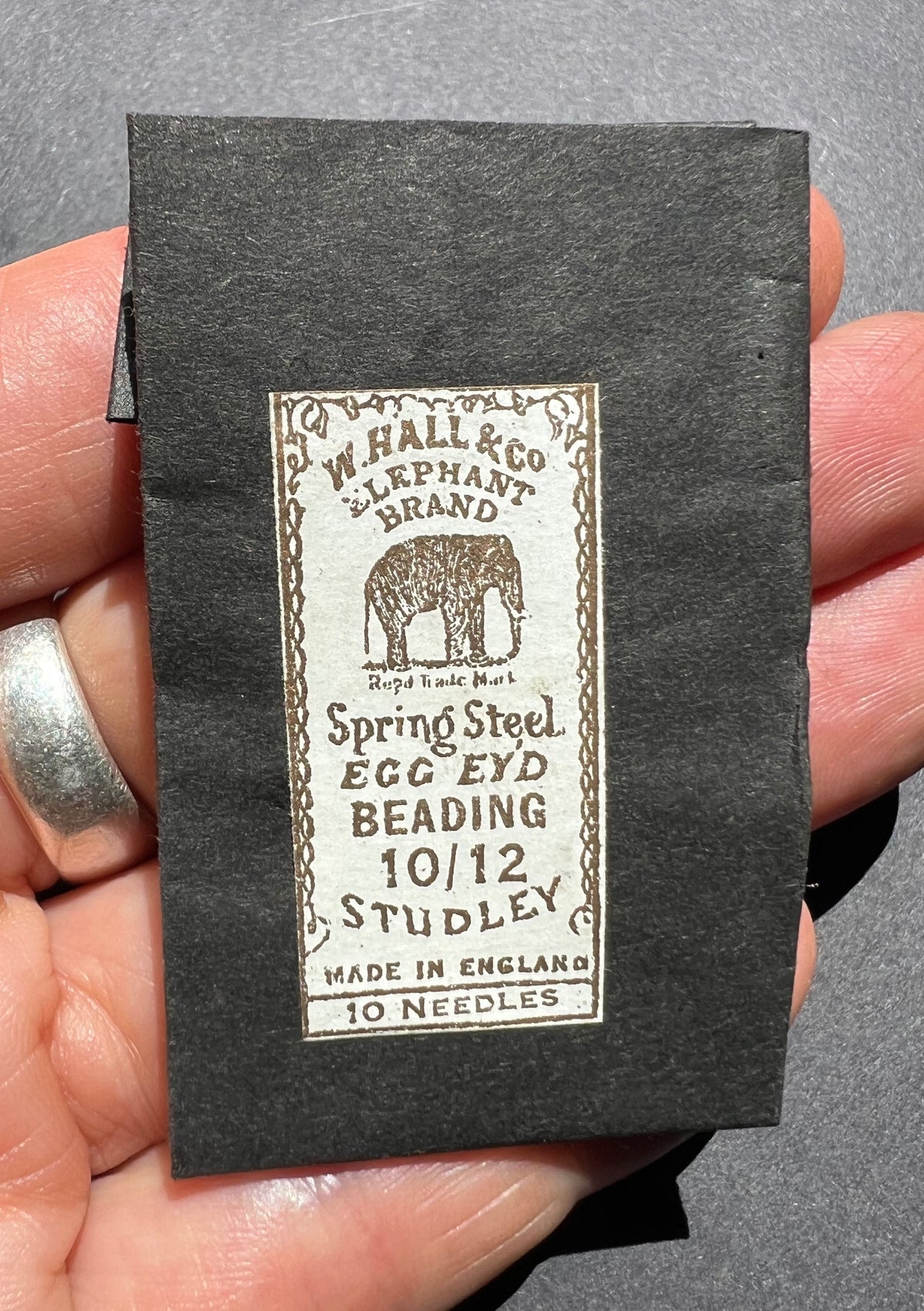 Vintage Packet of ELEPHANT Brand Egg Eyed Beading 10/12 - 10 Needles -5.3cm