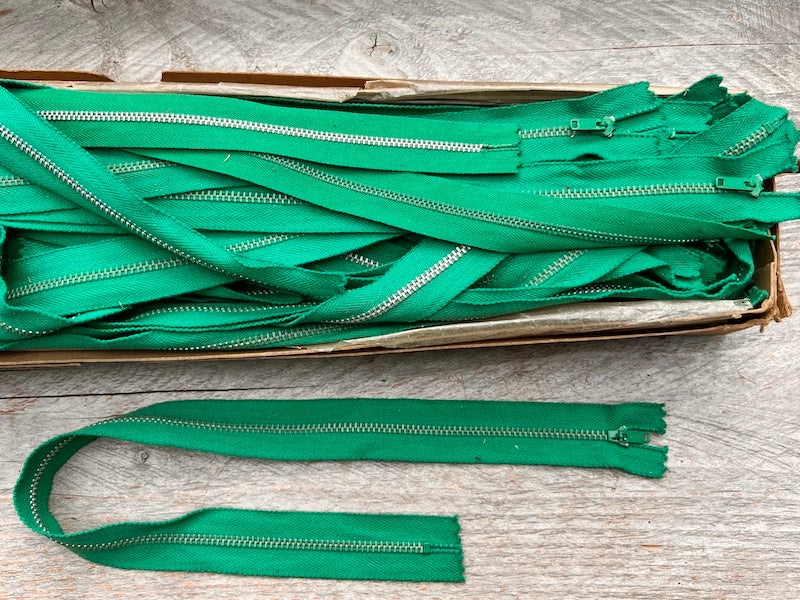 10 Dozen (120) Vintage 18" Long Green Zips with Metal Teeth