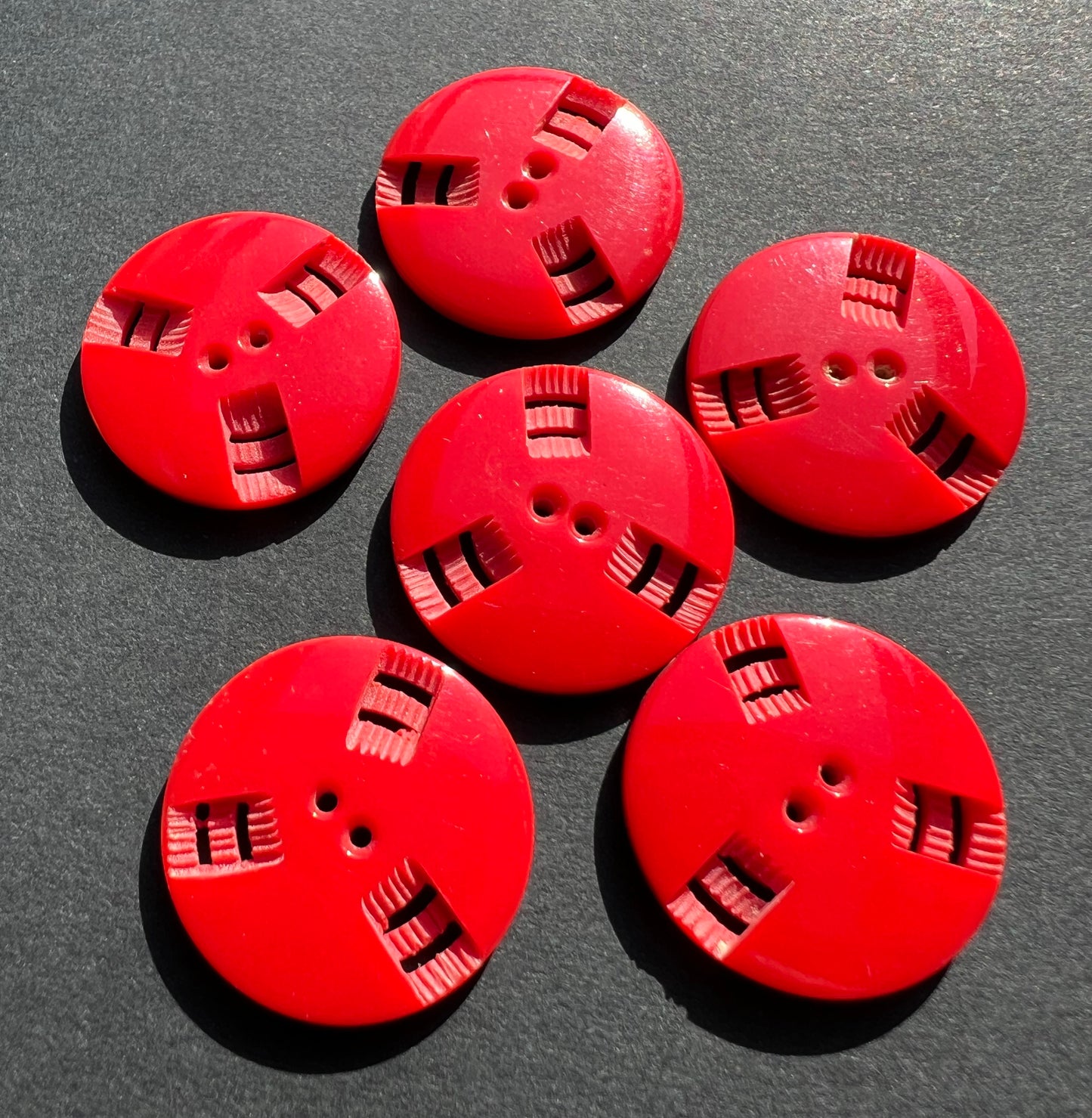6 Intense Red Vintage French 2.2cm Buttons