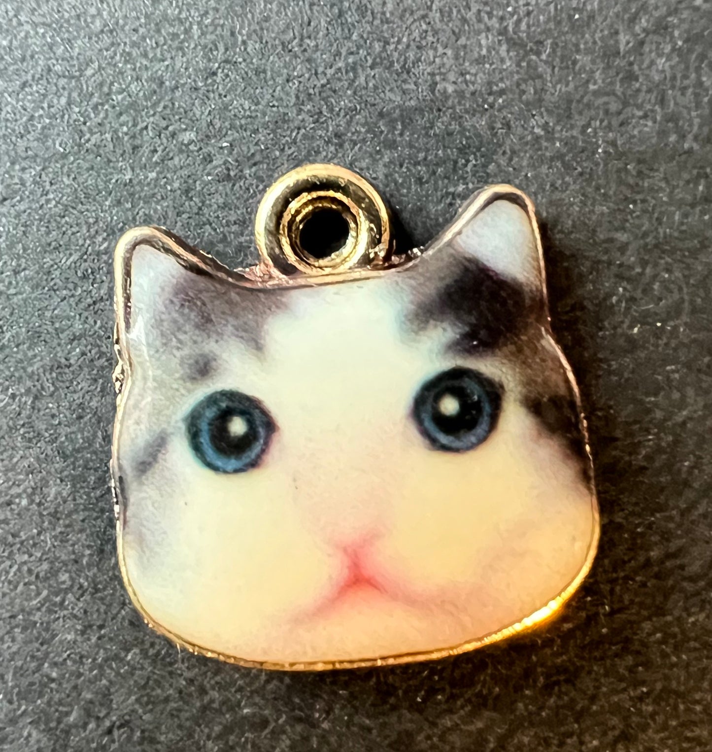 1.2cm Inscrutable Enamel Cat Charms