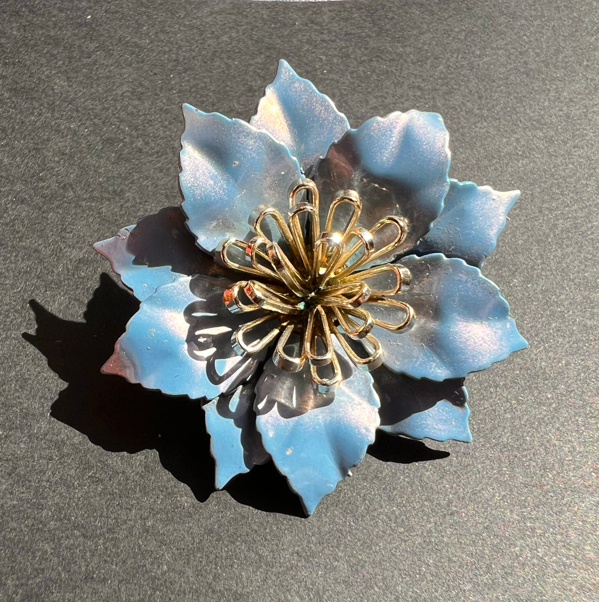 Lovely Vintage 1940s Blue Enamelled Metal Brooch