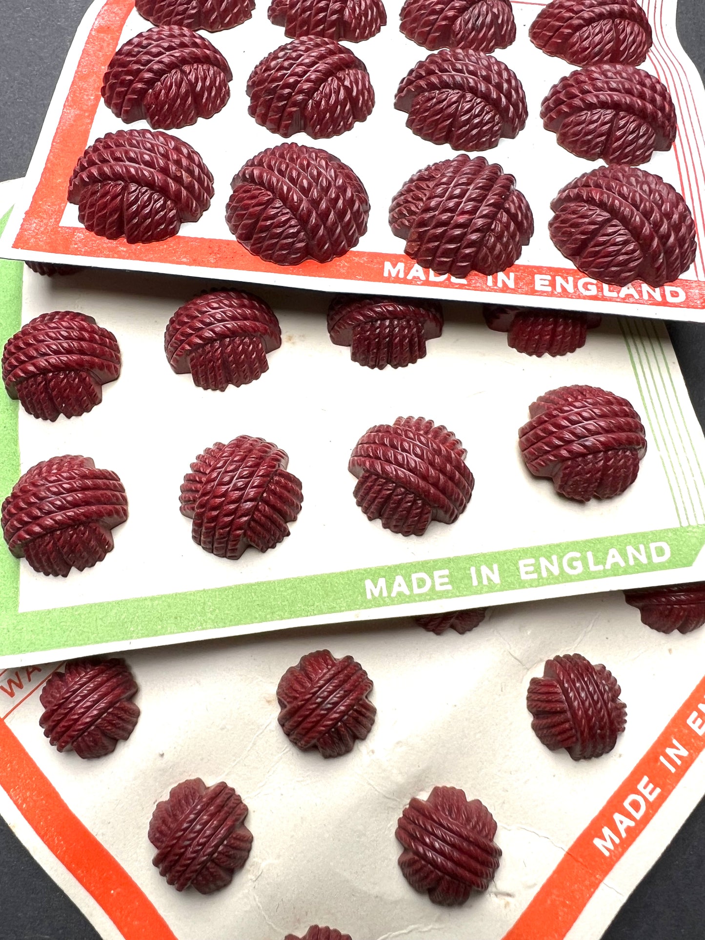 1940s Red Brown Bakelite Woven Thread Buttons -1.4cm, 1.7cm or 2.2cm