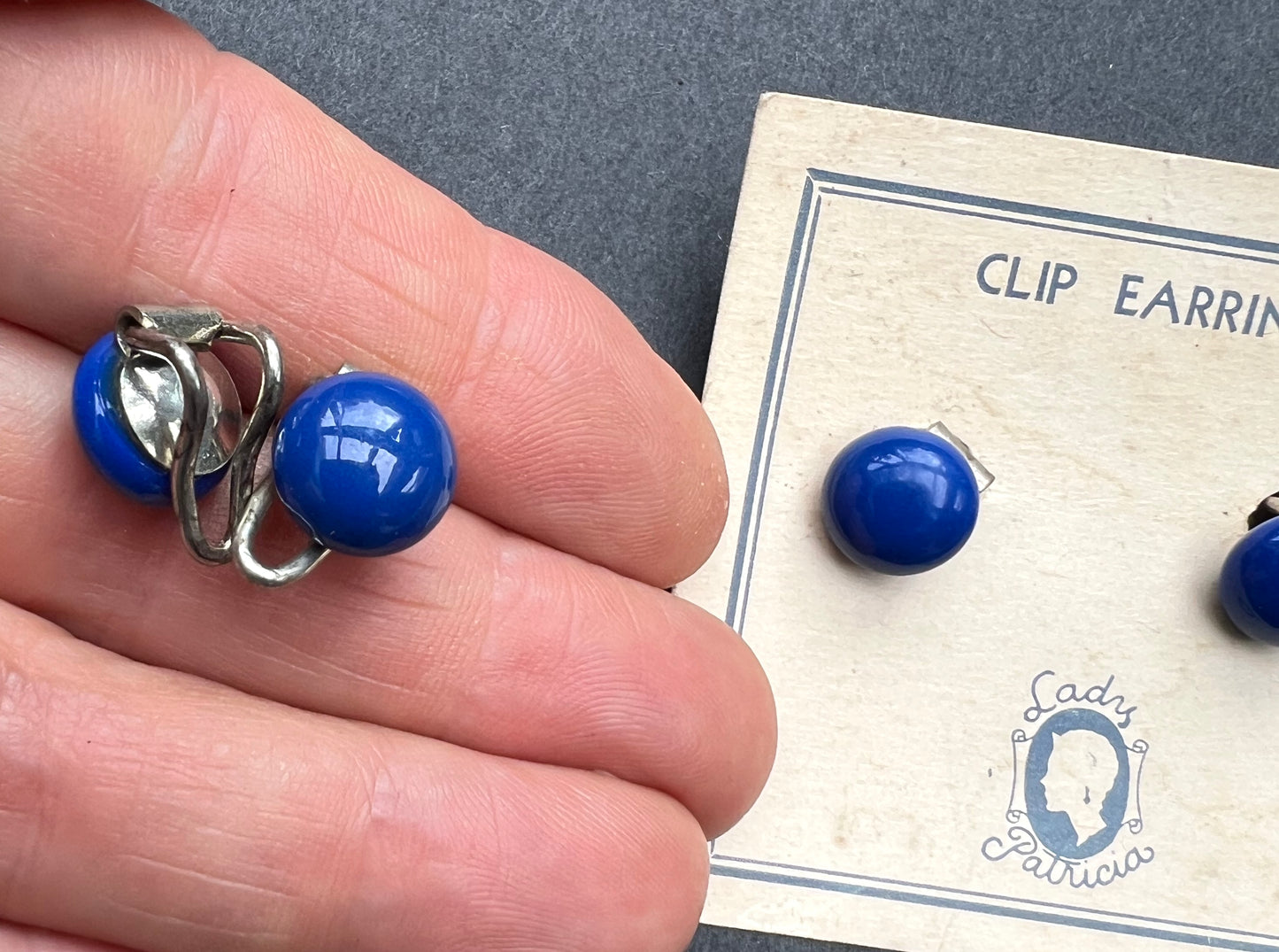 Simple Little 1930s Blue Glass Clip On Earrings