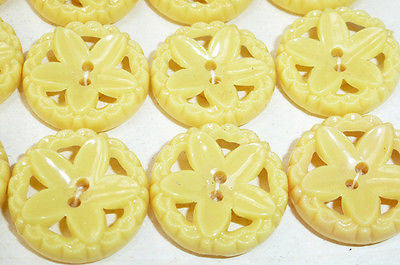 Burst of Spring...1.8 or 2cm Yellow Vintage Flower Buttons - 6 of them