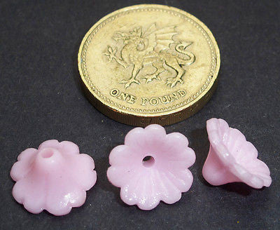 100 Pretty Pink Vintage Flower Buttons / Beads- 8mm tall, 12mm wide