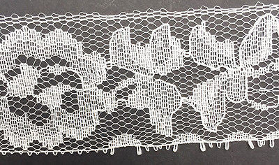 10 Yds Pretty Vintage Flowery Lace Trim 4cm wide