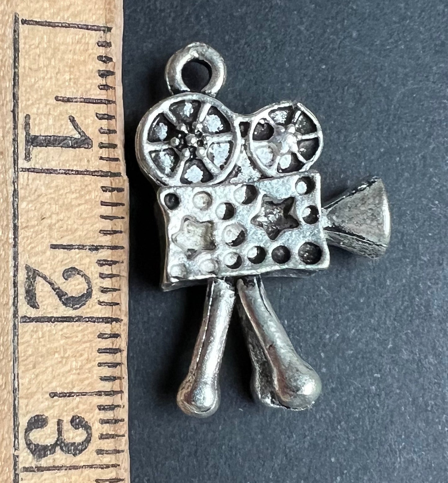 Old Fashioned Movie Camera 3D Charm / Pendant 2.5cm