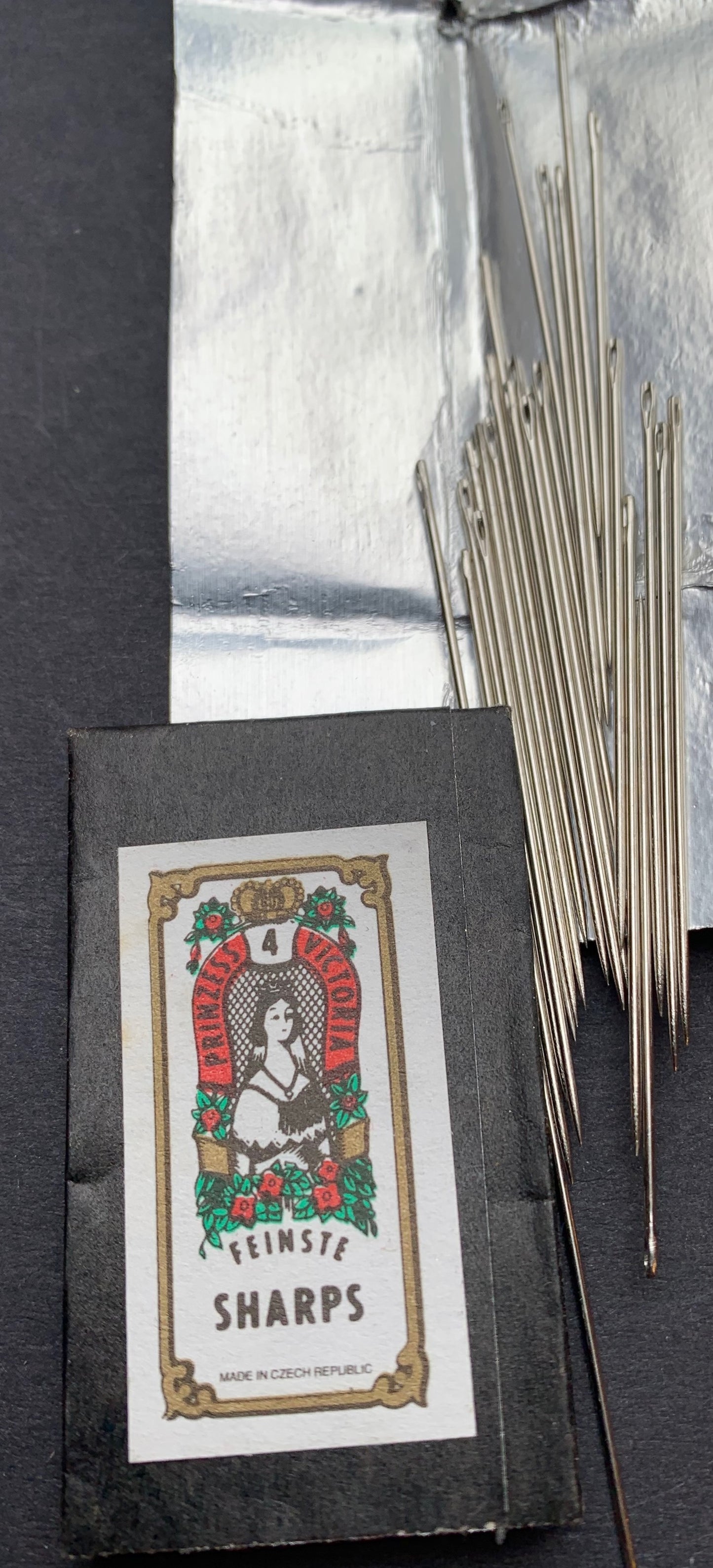 Size 4 - 3.9cm Vintage PRINCESS VICTORIA Needles / SHARPS Czechoslovakia