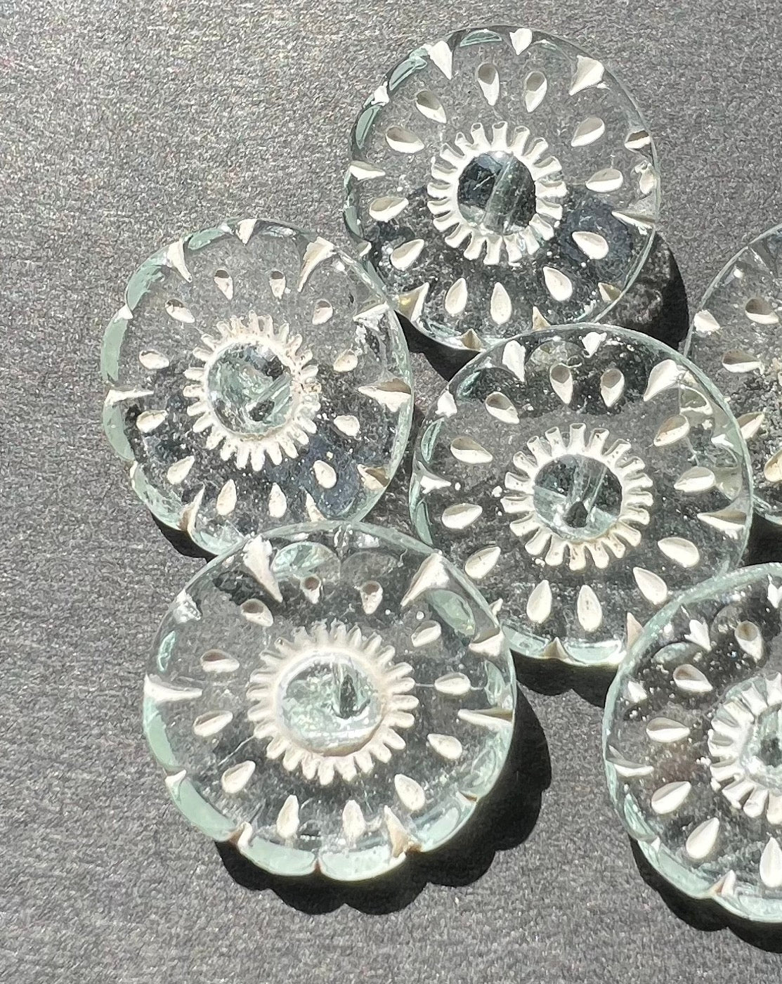 One Pretty Painted 1920s Glass Button - 18mm wide