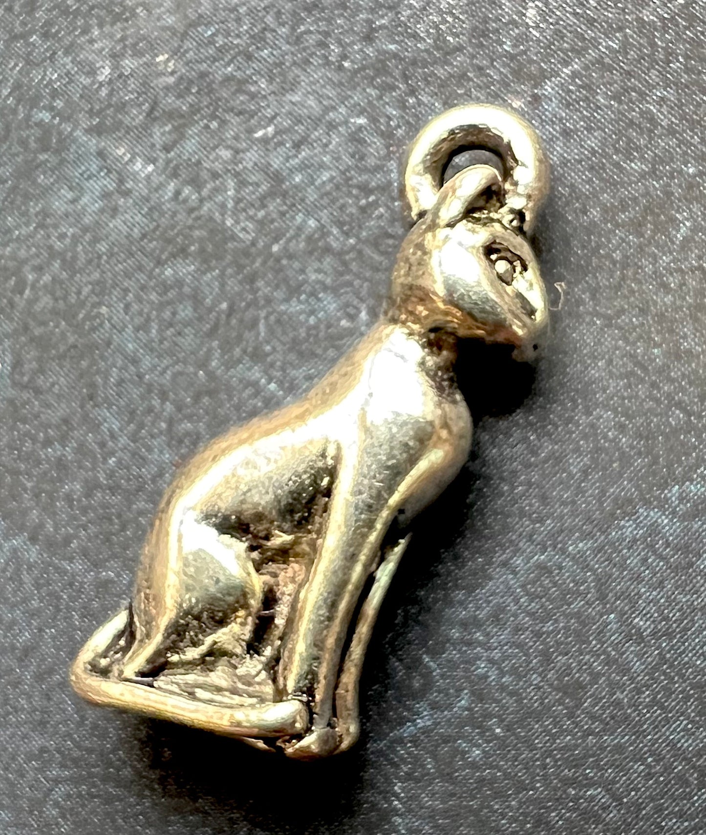 Solid Silver Tone 2cm tall Egyptian Cat Charm / Pendant