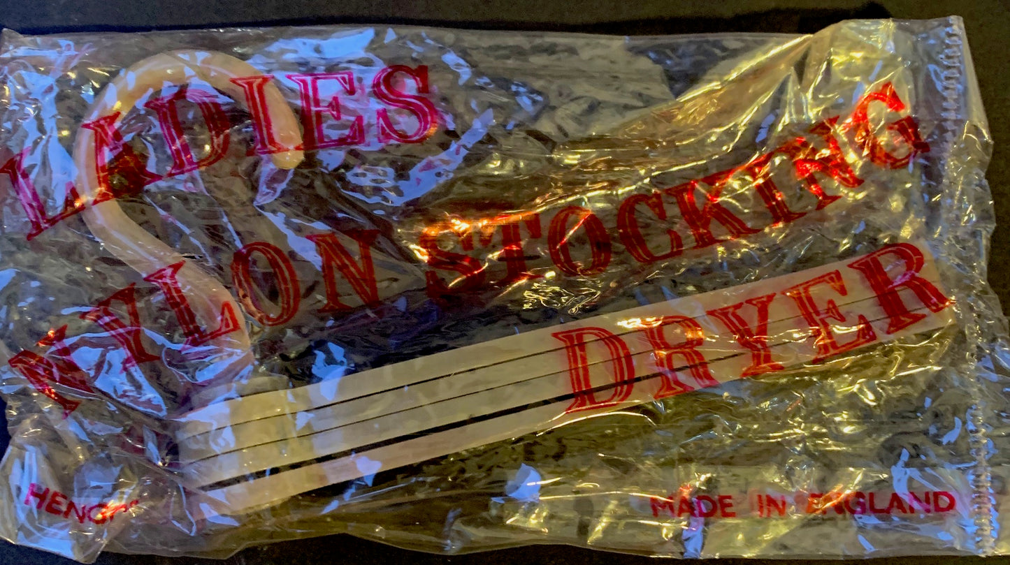 Essential 1950s Fold Flat LADIES NYLON STOCKING DRYER