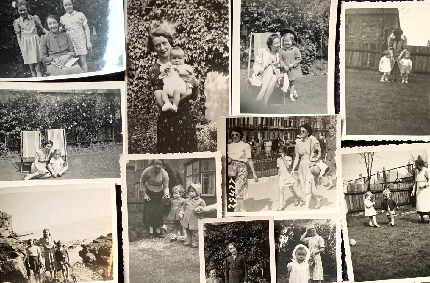 17 photos of Mothers and Children from the 1920s, 30s and 40s (A23)