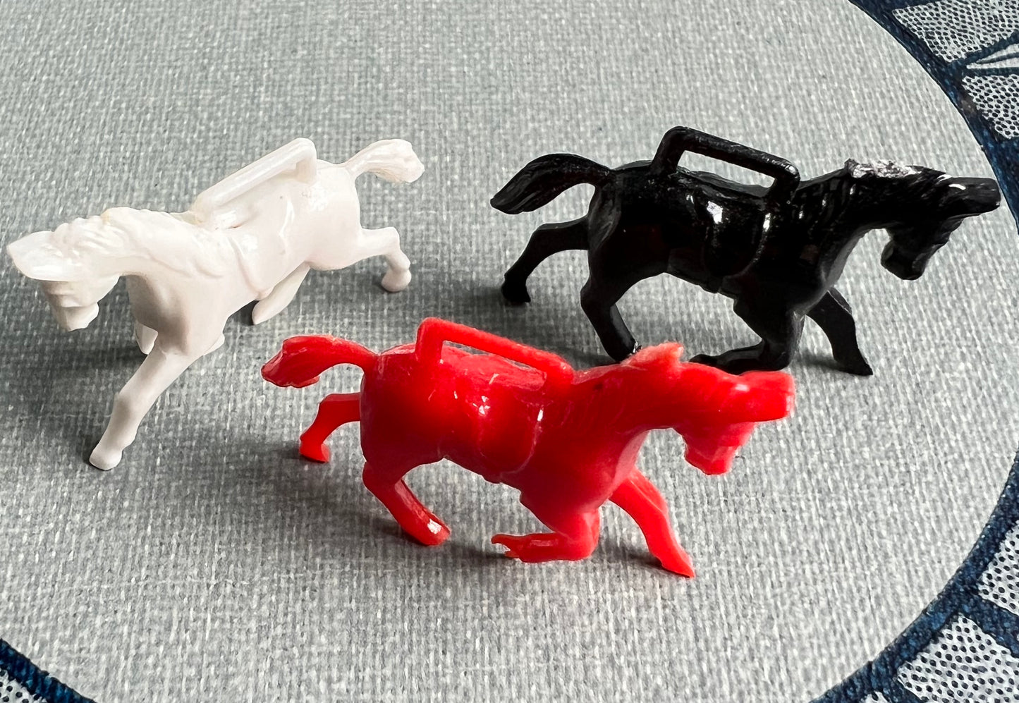 2.2cm Realistic Horse Charms