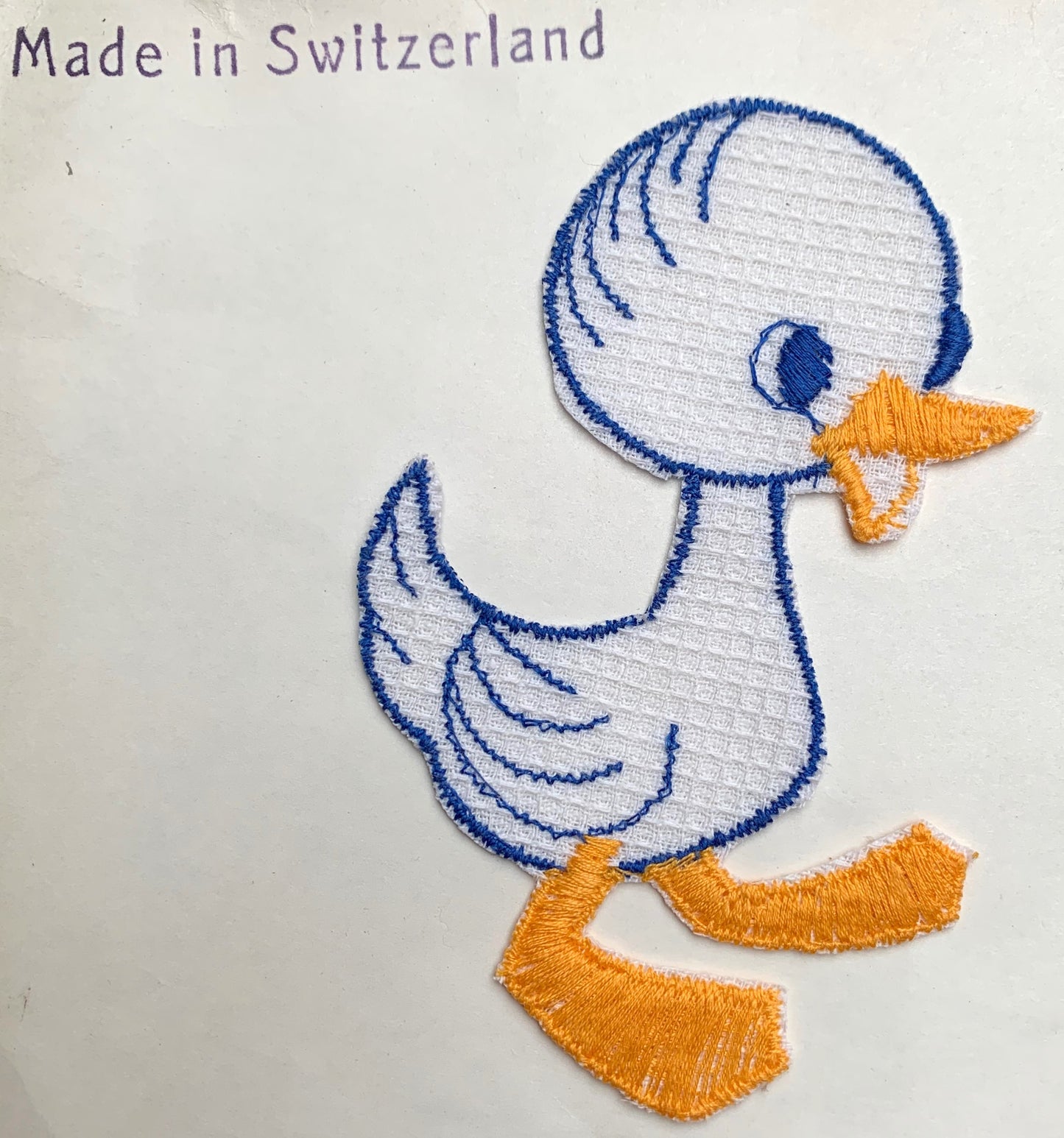 Innocently Happy Duckling 1940s Applique - 8cm tall