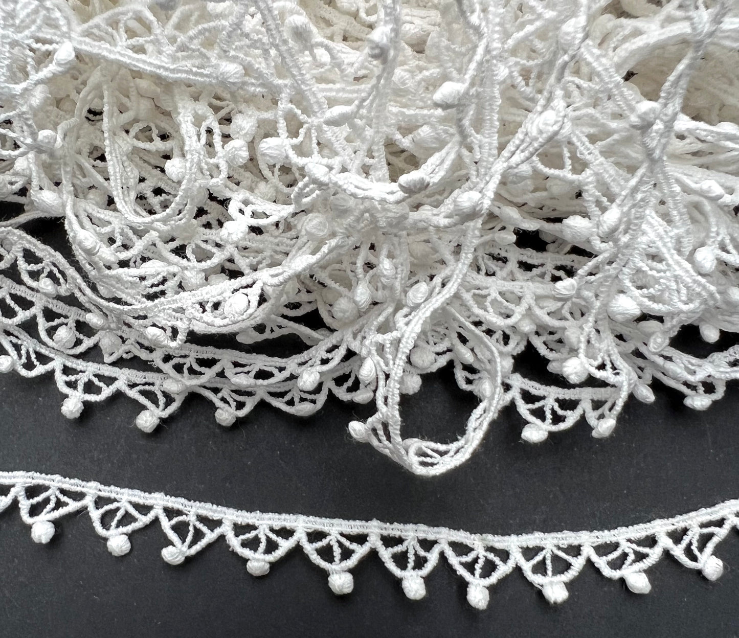 1m Delicate Vintage Austrian 1cm Cotton Trim