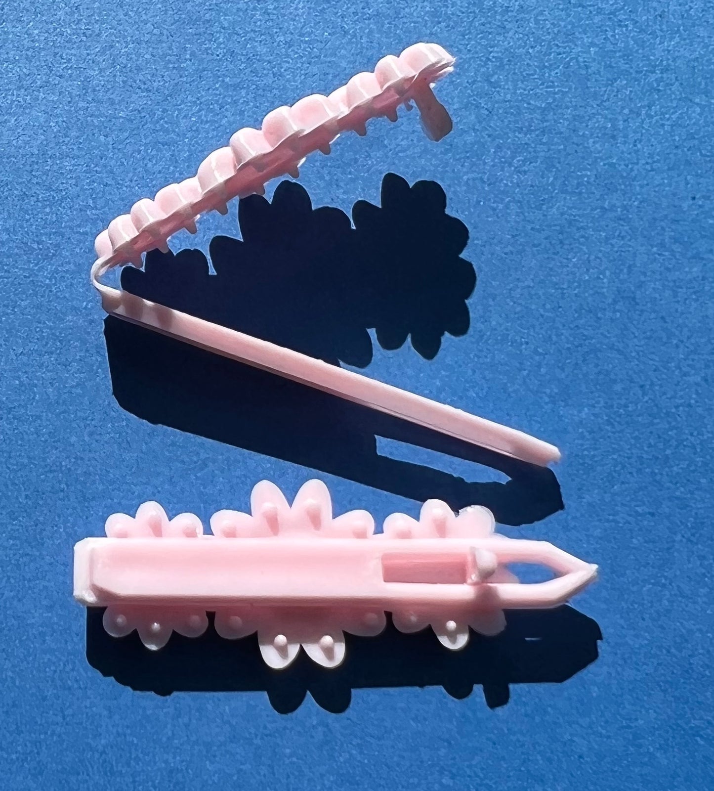 2 Pairs of 1970s Plastic 4cm Hair Grips - Made in Hong kong