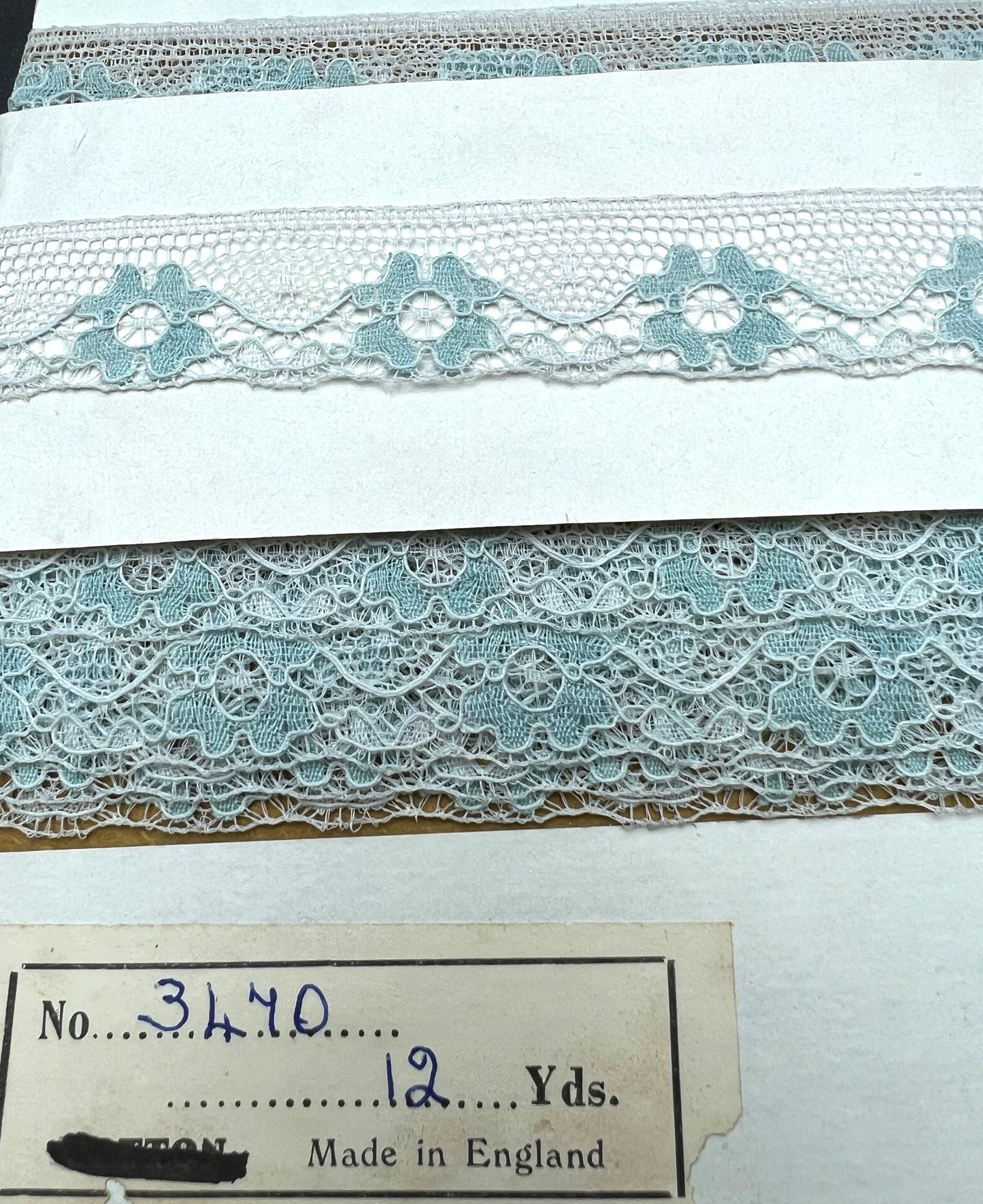 12yds Delicate Vintage Blue Flower 2.8cm wide Trim Made in England