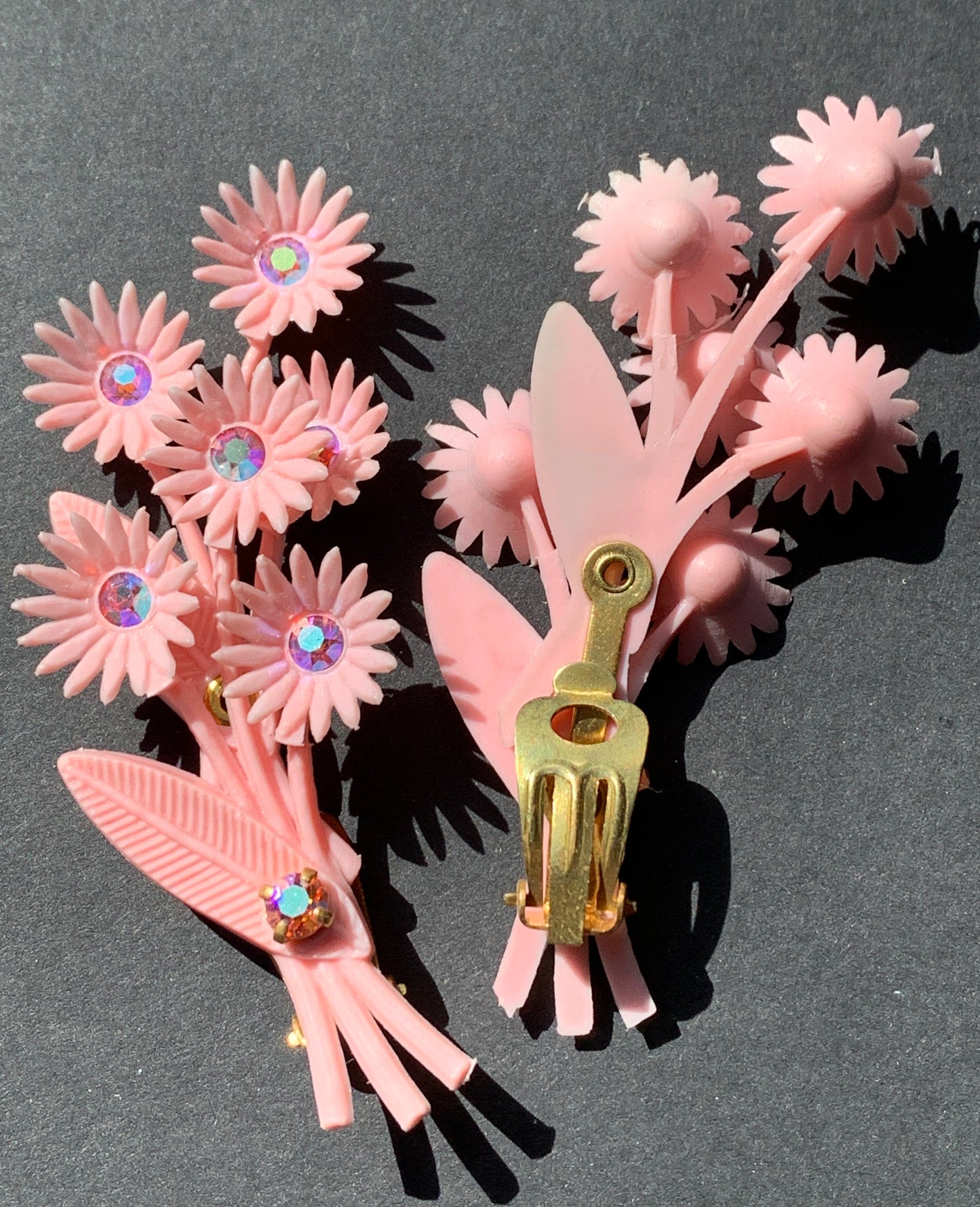 Aurora Borealis Centred Pink Clip-On Vintage Flower Earrings