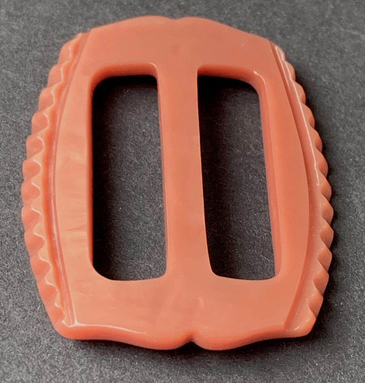 Champagne Pink 1940s Casein 4.5cm Buckle