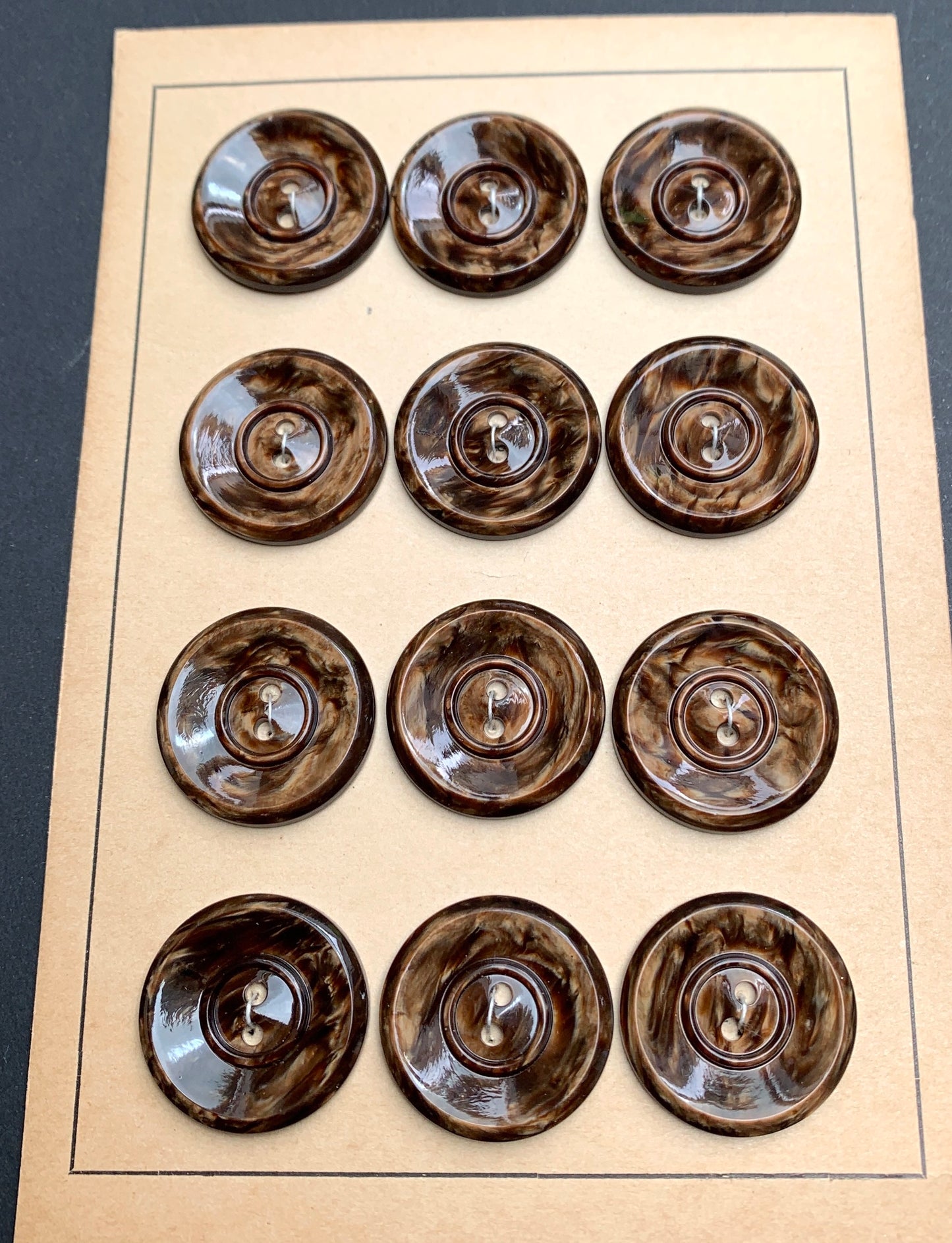 12 Shiny Mottled brown Lucite Vintage 2.2cm Buttons