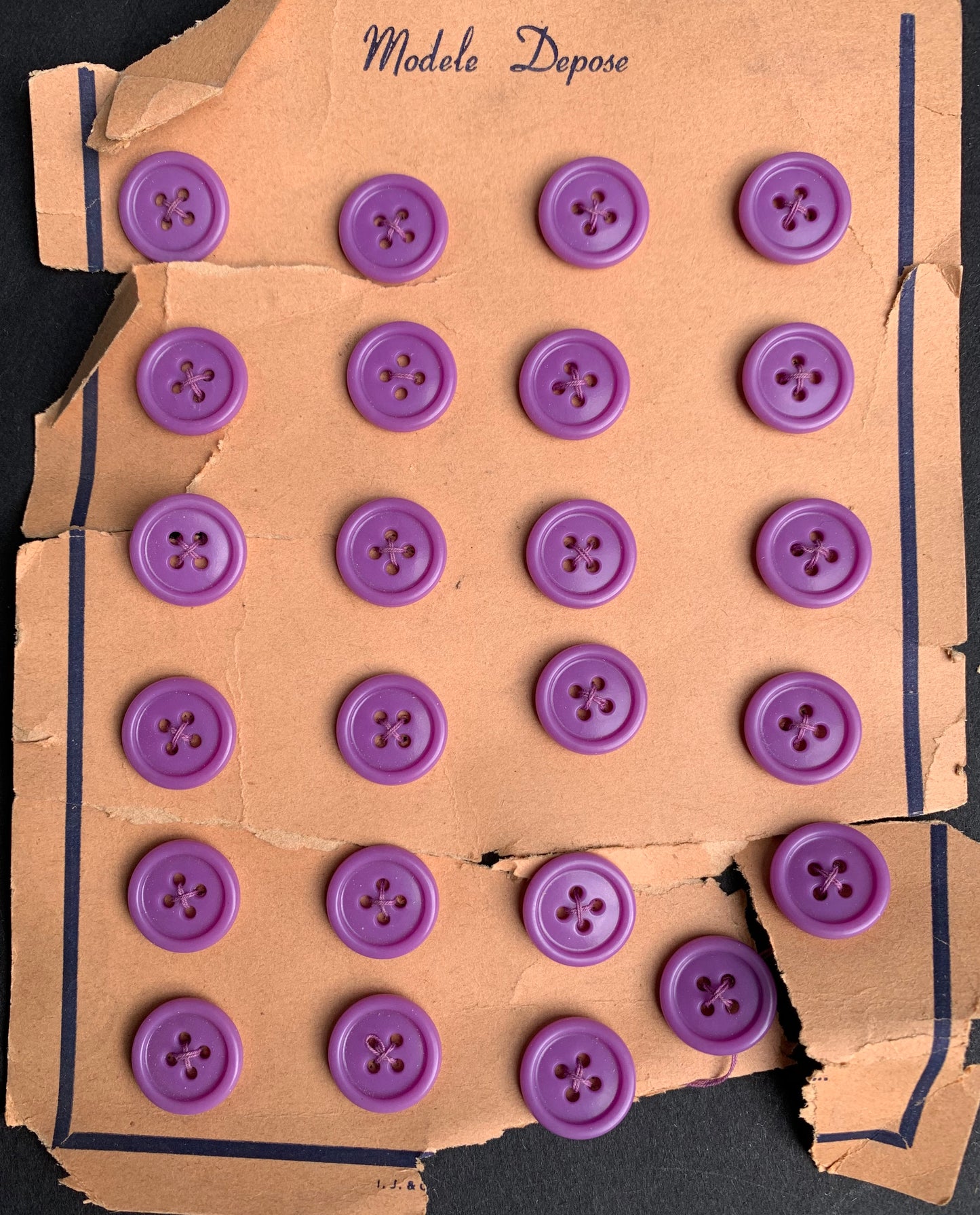 24 Simple 1.5cm Vintage French Lavender Buttons