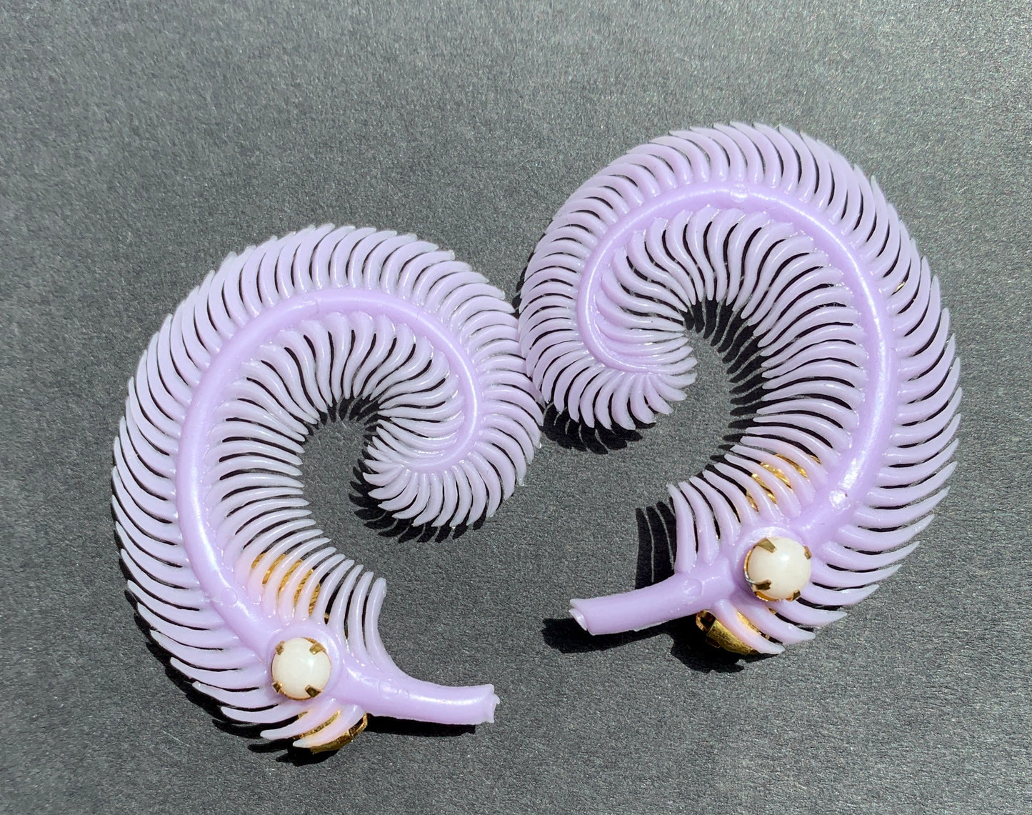 Delightful Pale Lavender Feather Vintage Clip-on Earrings