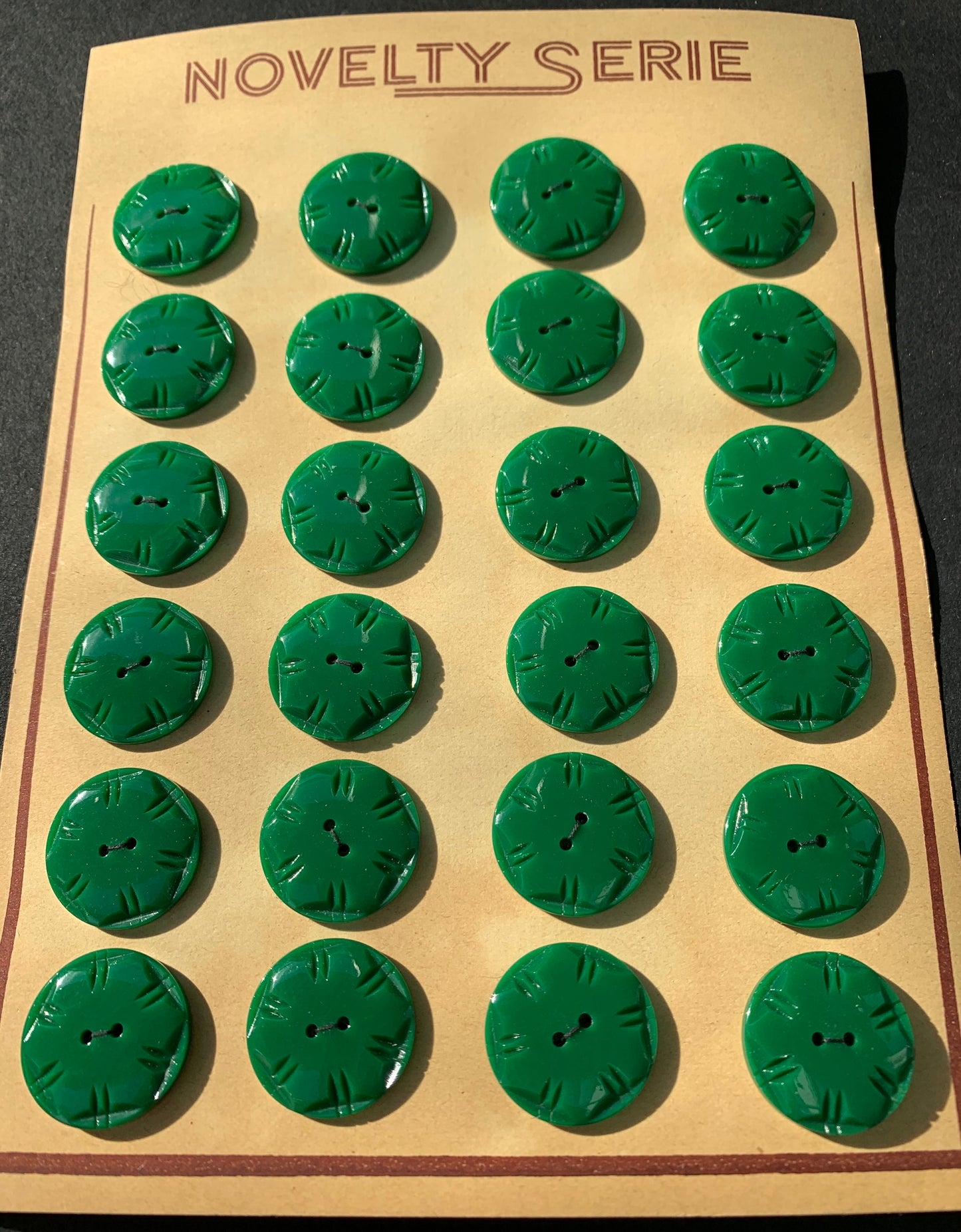 Squared Circle Pine Green Vintage 2cm or 1.5cm Buttons