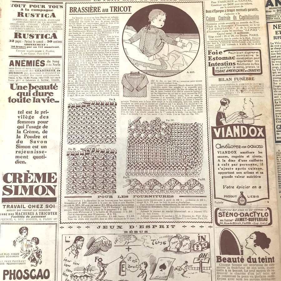 Mother & Daughter on cover of February 1929 French Fashion Paper Le Petit Echo de la Mode