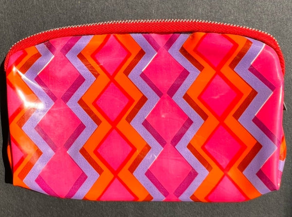 Perfect Barbiecore 1960s Make Up Bag or Purse.