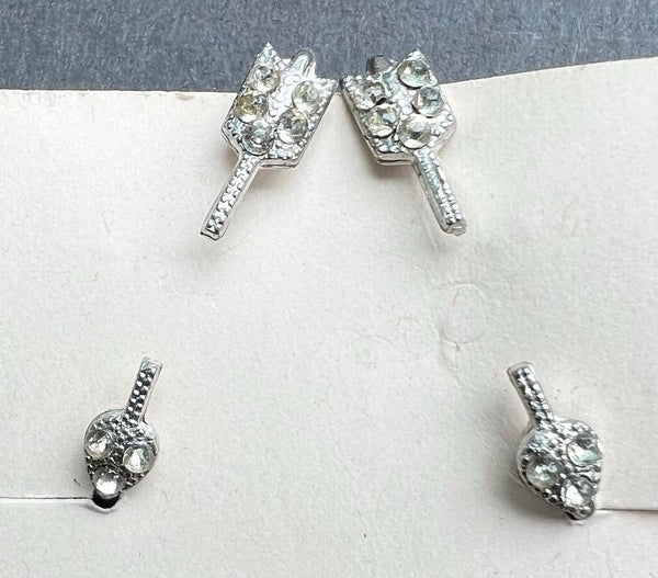 5 Pairs of Vintage Clip On Earrings