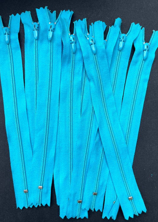 10 Vintage 7" Pleasing Aqua  Blue Y.K.K Metal Teeth Zips