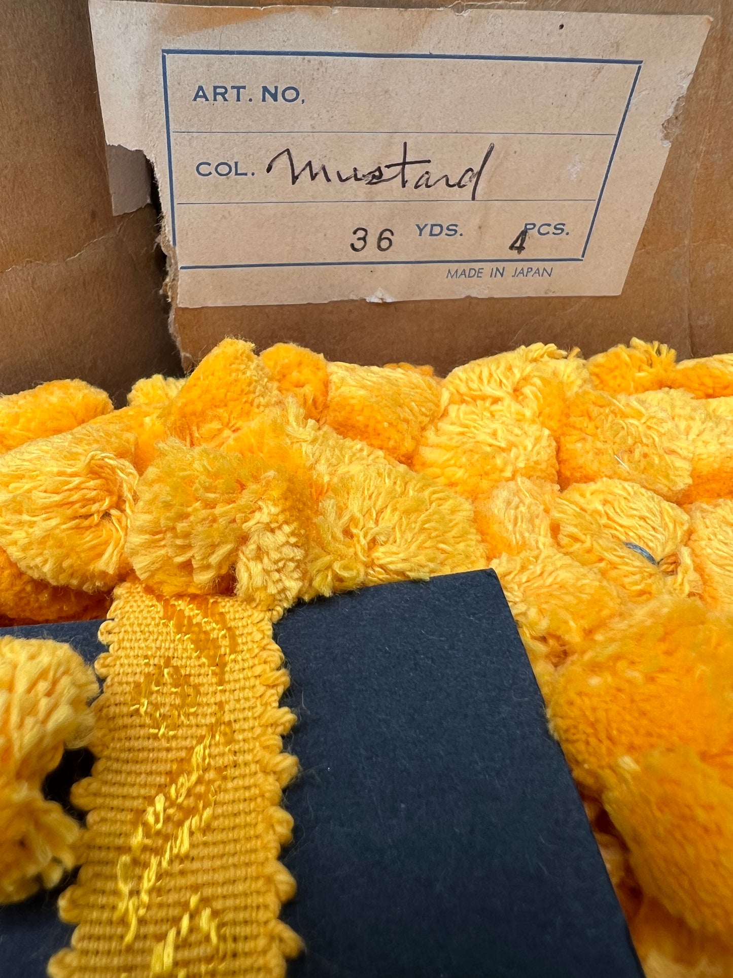 Wholesale Card of 36yds of  Vintage Yellow or Green Pom Pom Trim Made in Japan