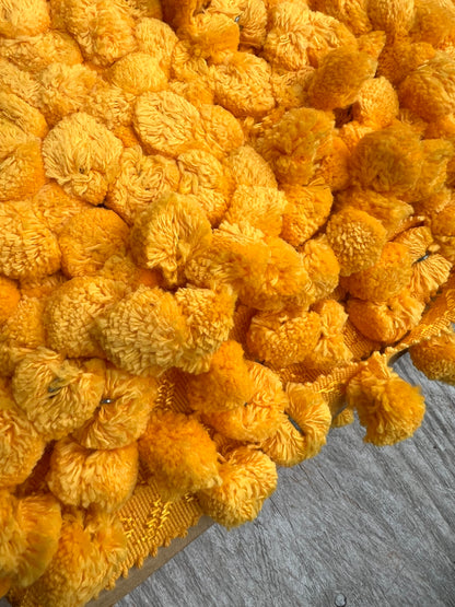 Wholesale Card of 36yds of  Vintage Yellow or Green Pom Pom Trim Made in Japan