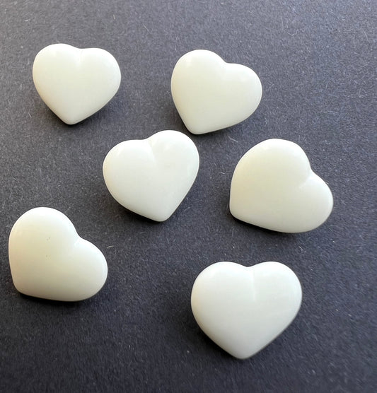 6 Vintage 1.2cm White Glass Heart Buttons