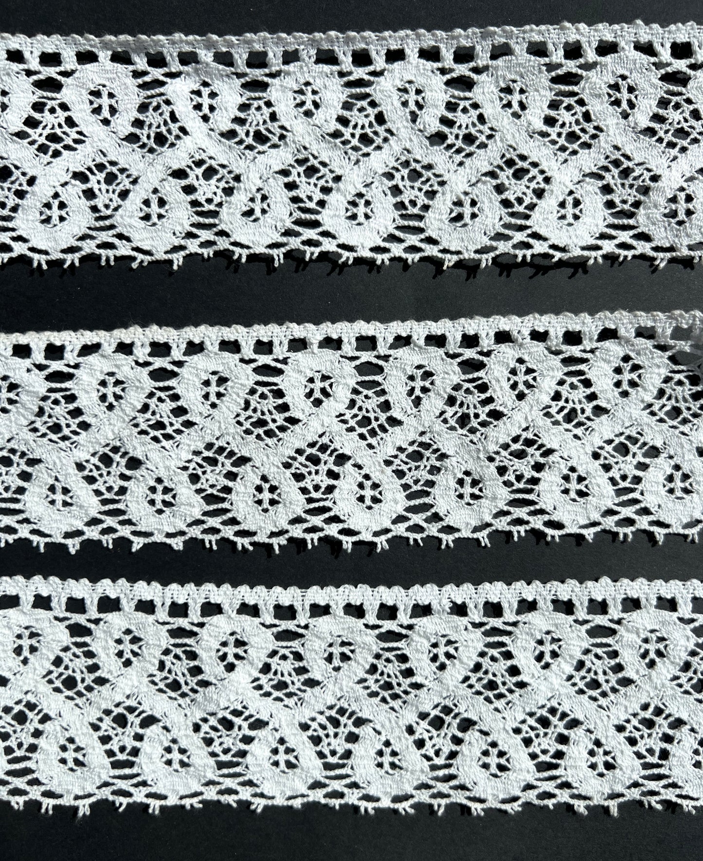 25m of 5cm wide Lively Vintage White Cotton Trim